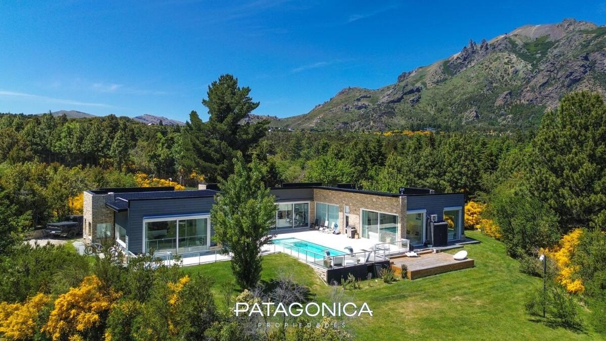 White House * San Carlos de Bariloche